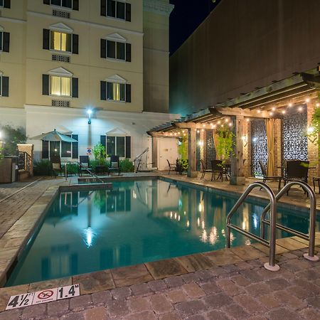 Candlewood Suites Mobile-Downtown By Ihg Екстер'єр фото