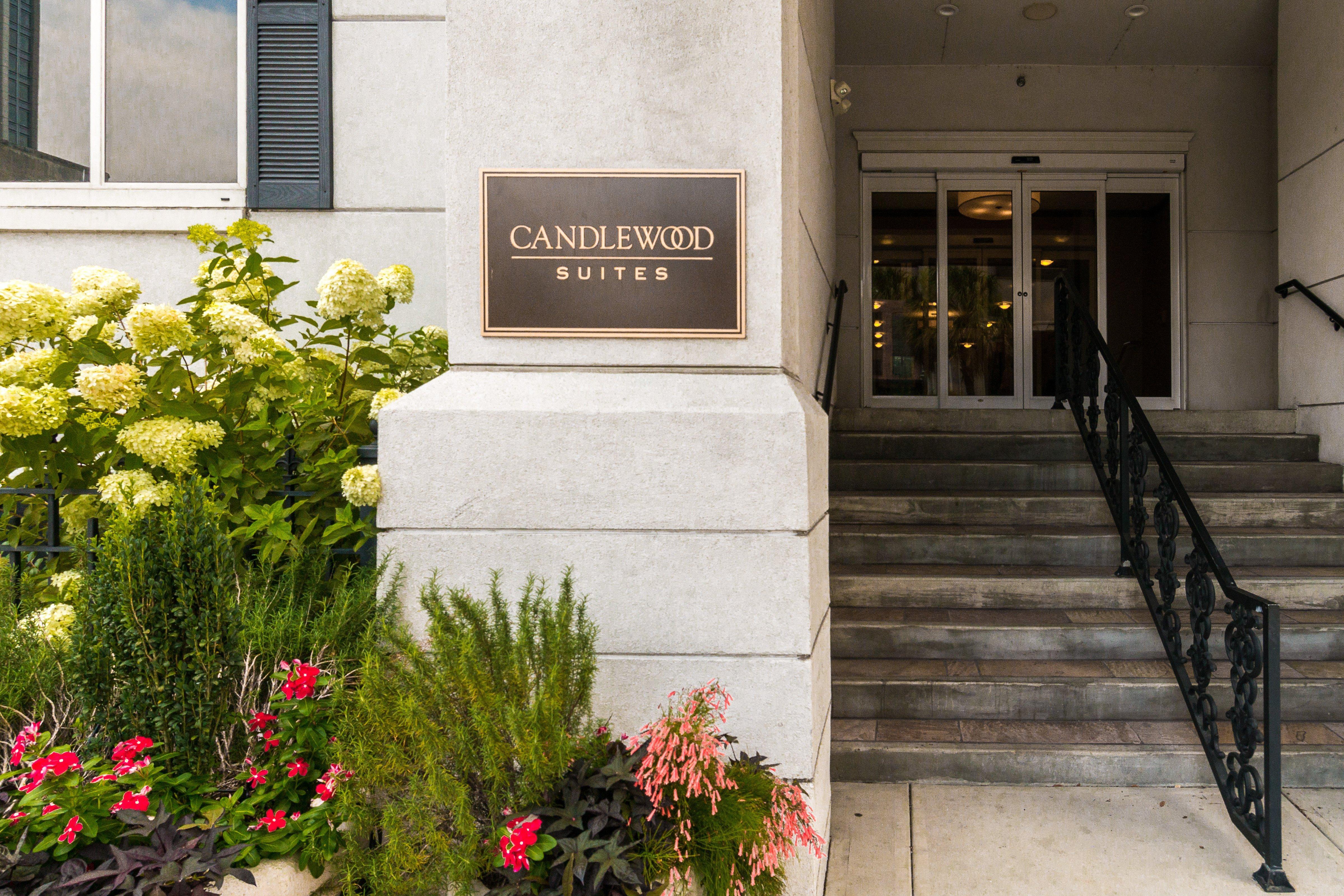 Candlewood Suites Mobile-Downtown By Ihg Екстер'єр фото