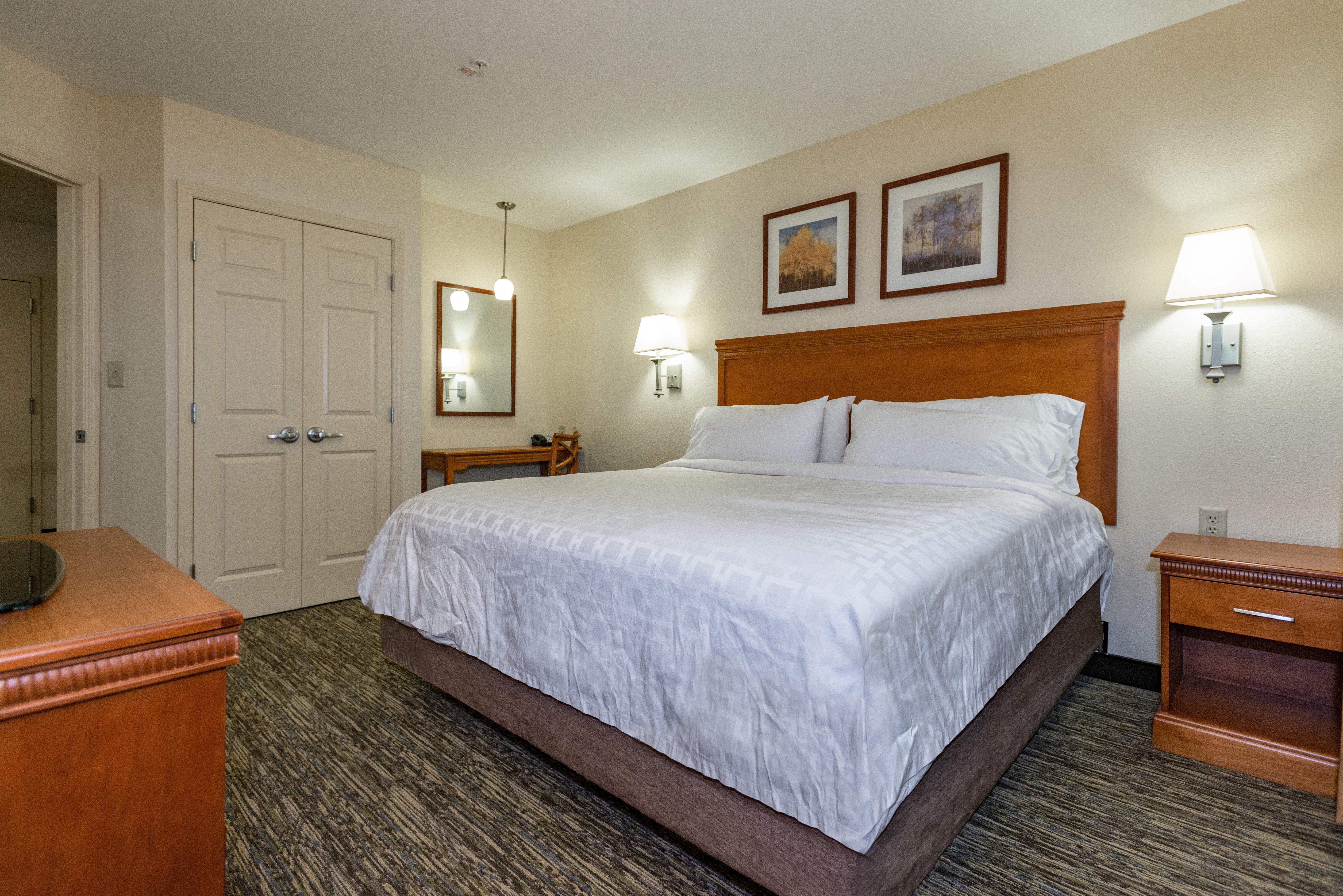 Candlewood Suites Mobile-Downtown By Ihg Екстер'єр фото