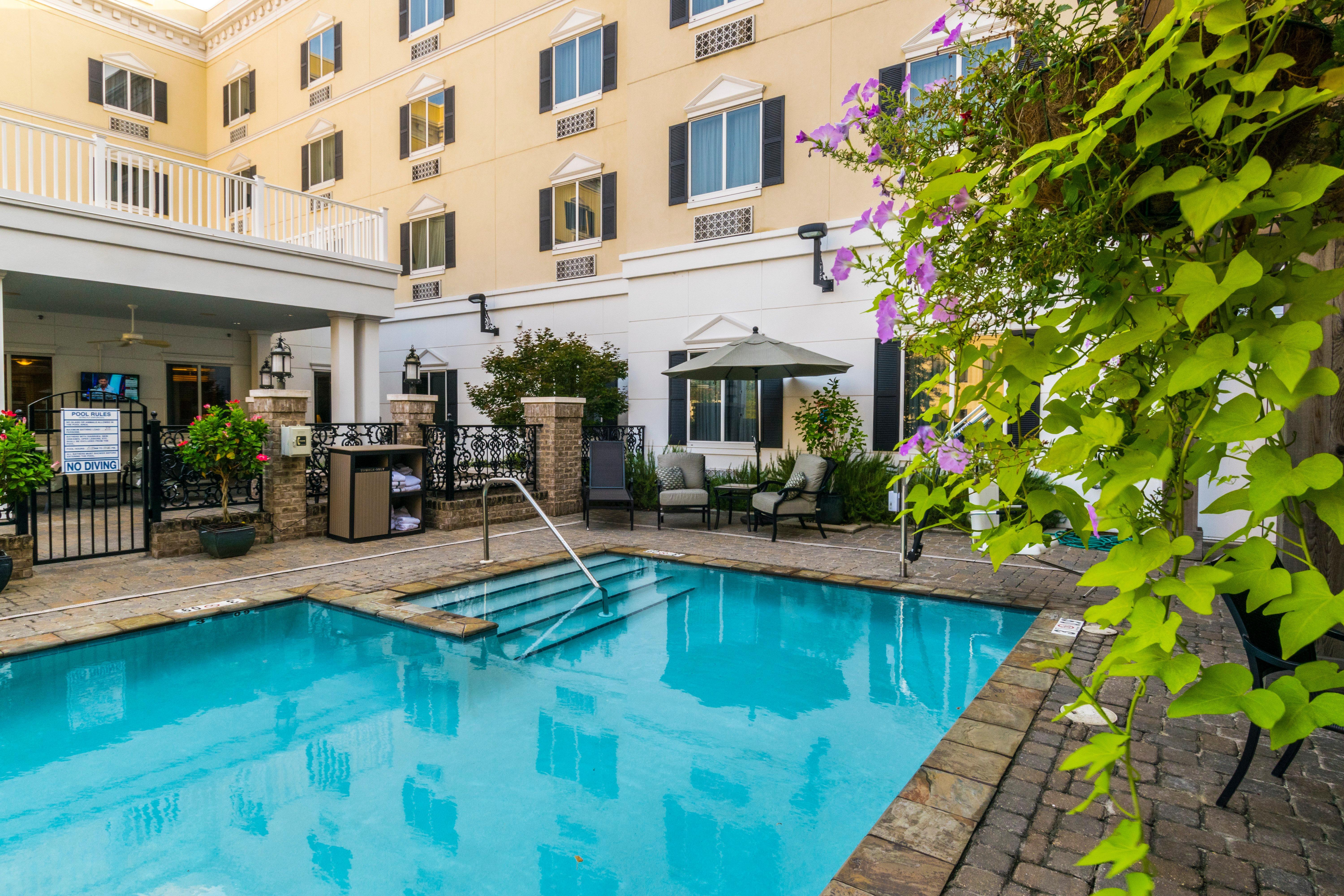 Candlewood Suites Mobile-Downtown By Ihg Екстер'єр фото