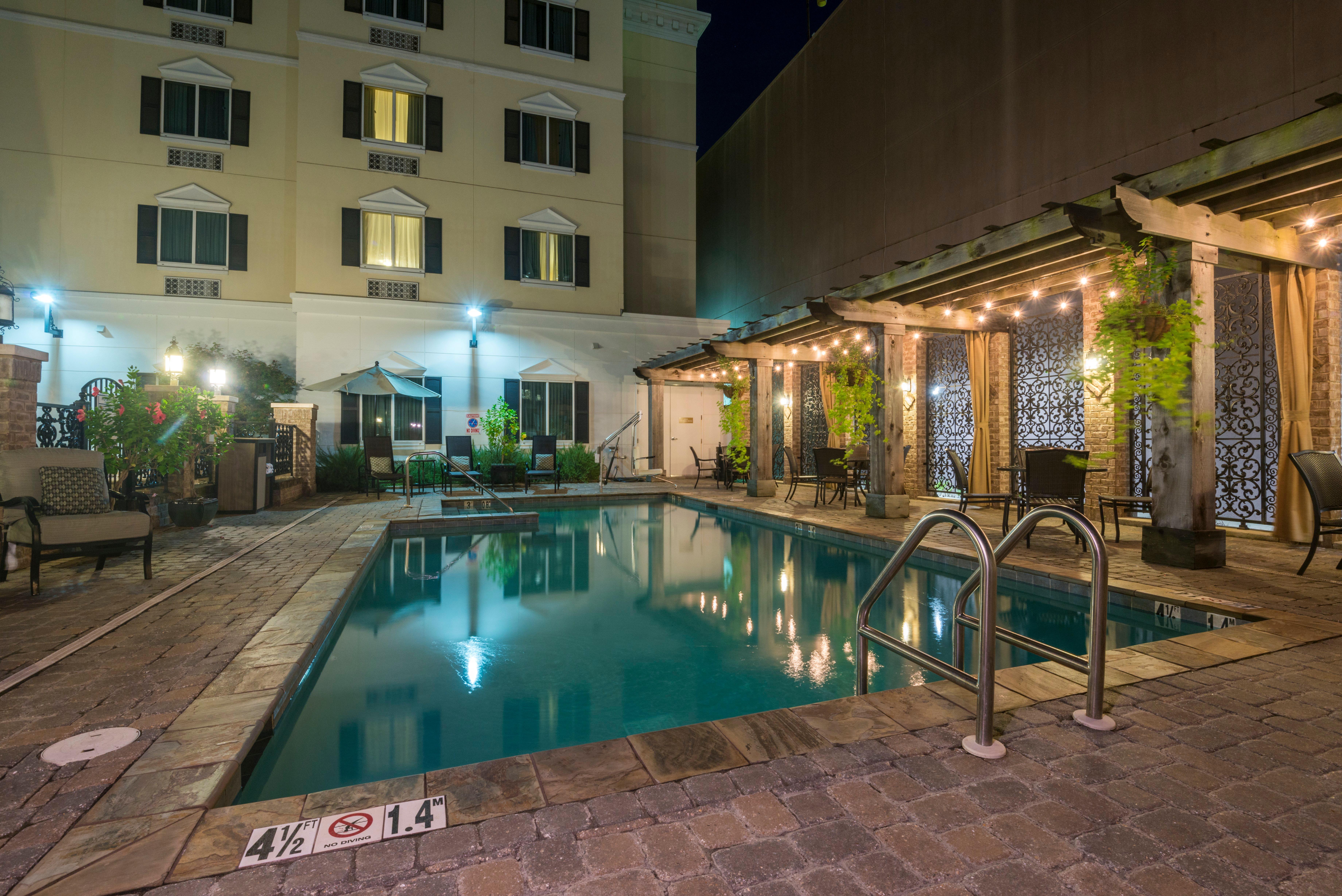 Candlewood Suites Mobile-Downtown By Ihg Екстер'єр фото