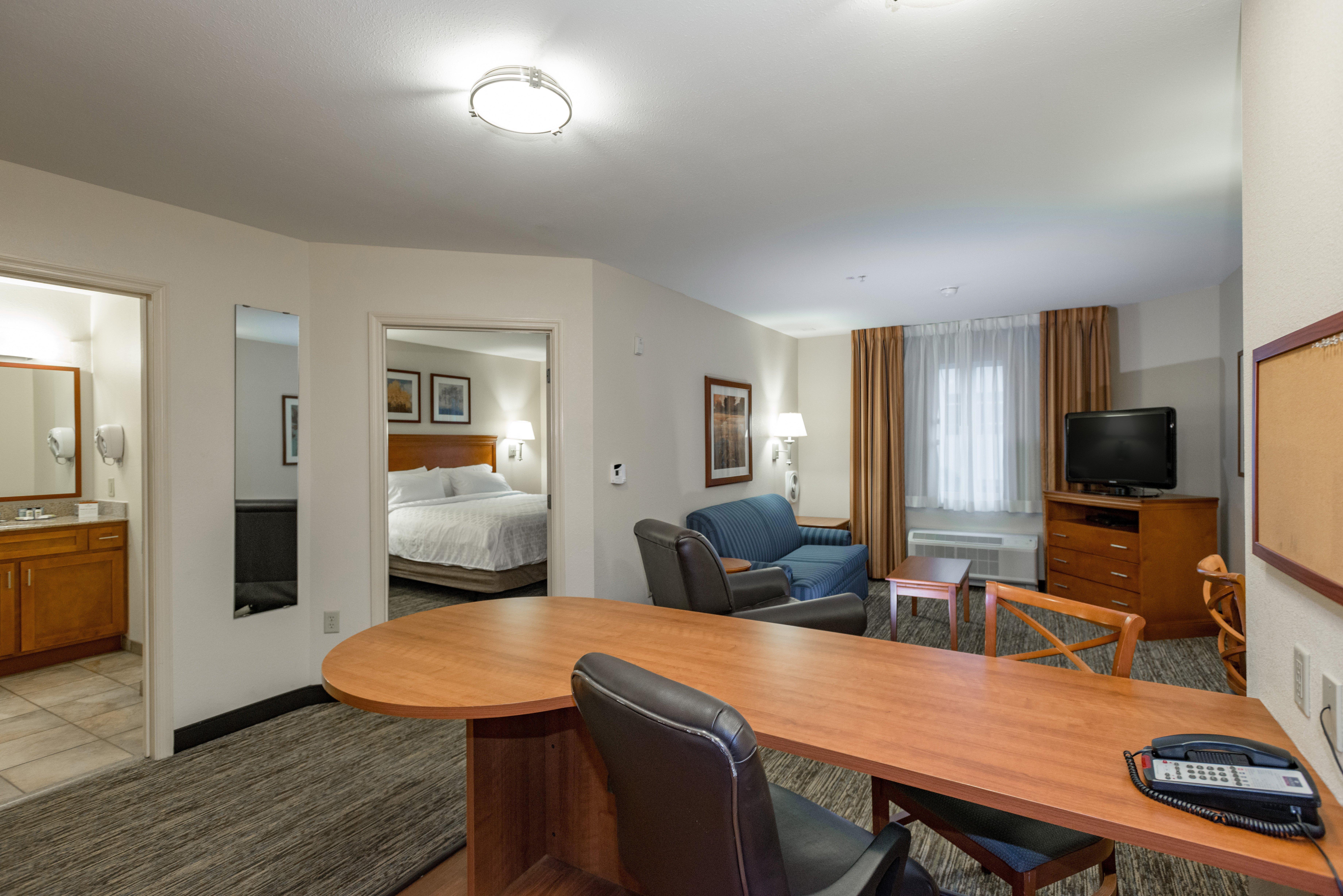 Candlewood Suites Mobile-Downtown By Ihg Екстер'єр фото
